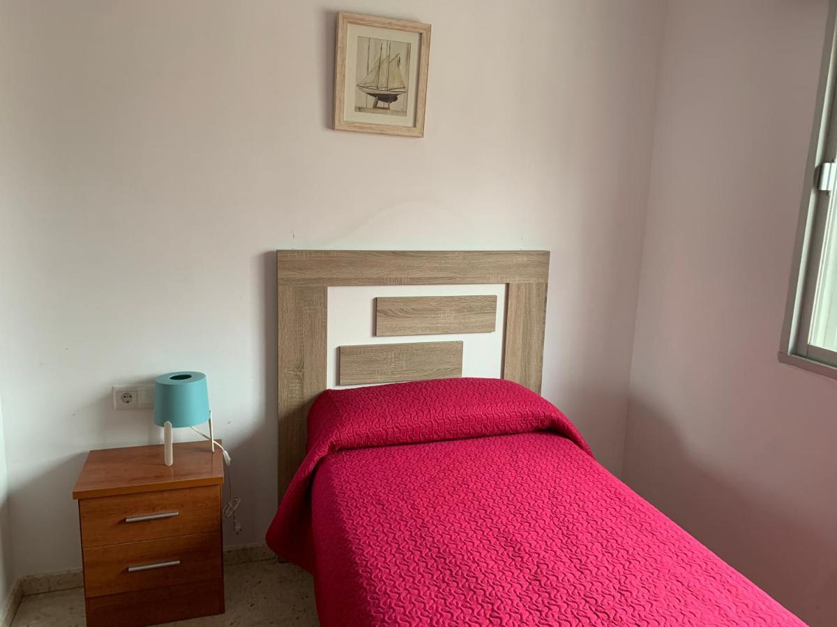 Hostal Mediterraneo Torre Del Mar Εξωτερικό φωτογραφία
