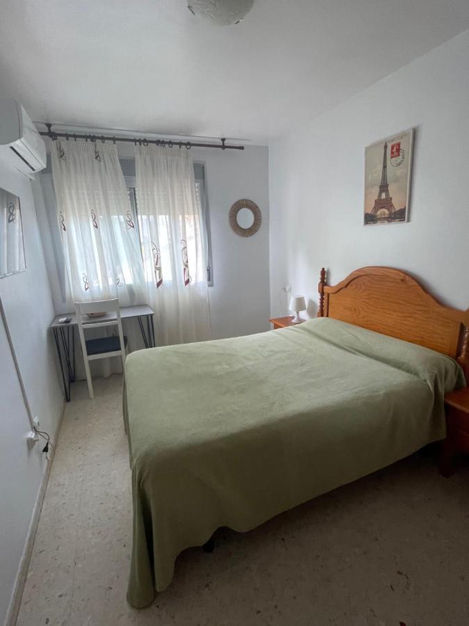 Hostal Mediterraneo Torre Del Mar Εξωτερικό φωτογραφία