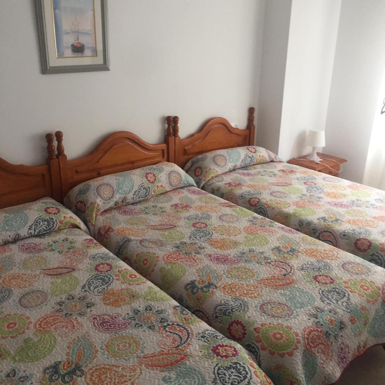 Hostal Mediterraneo Torre Del Mar Εξωτερικό φωτογραφία