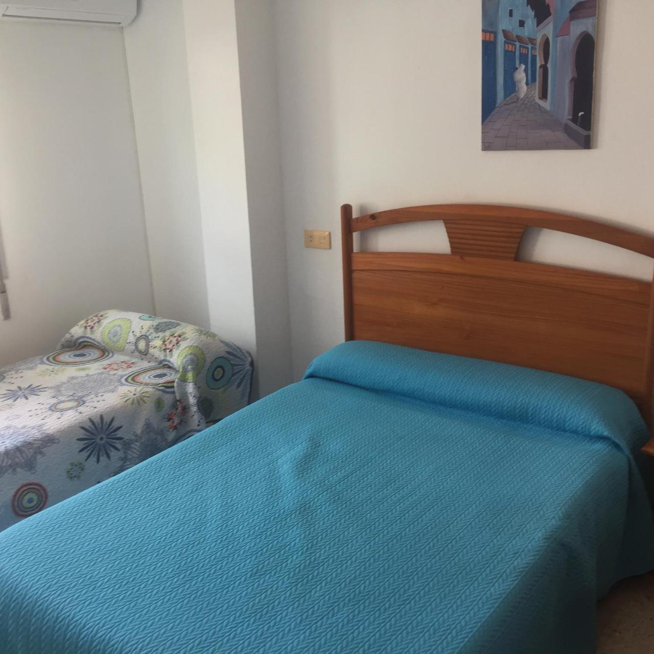 Hostal Mediterraneo Torre Del Mar Εξωτερικό φωτογραφία