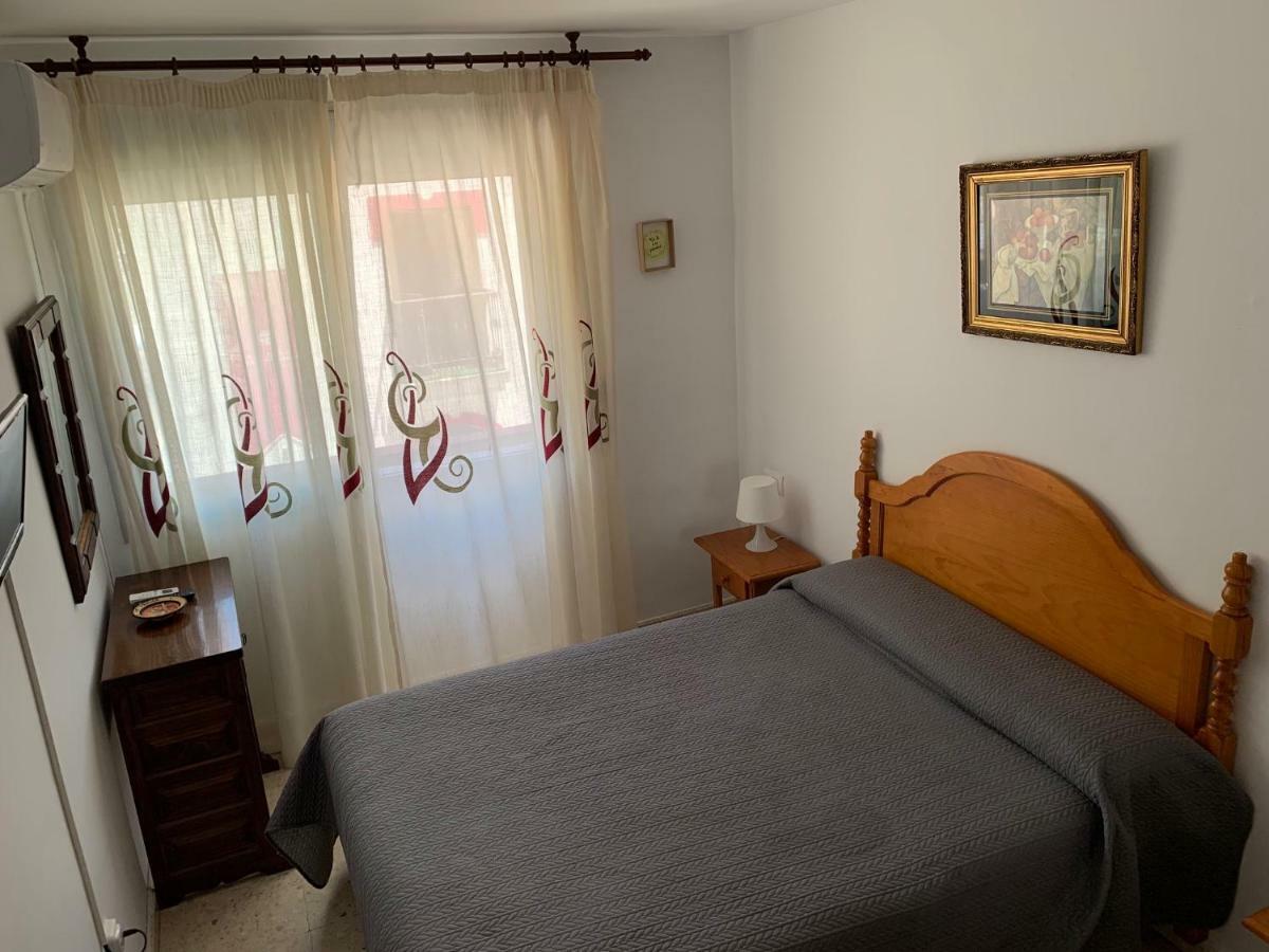 Hostal Mediterraneo Torre Del Mar Εξωτερικό φωτογραφία